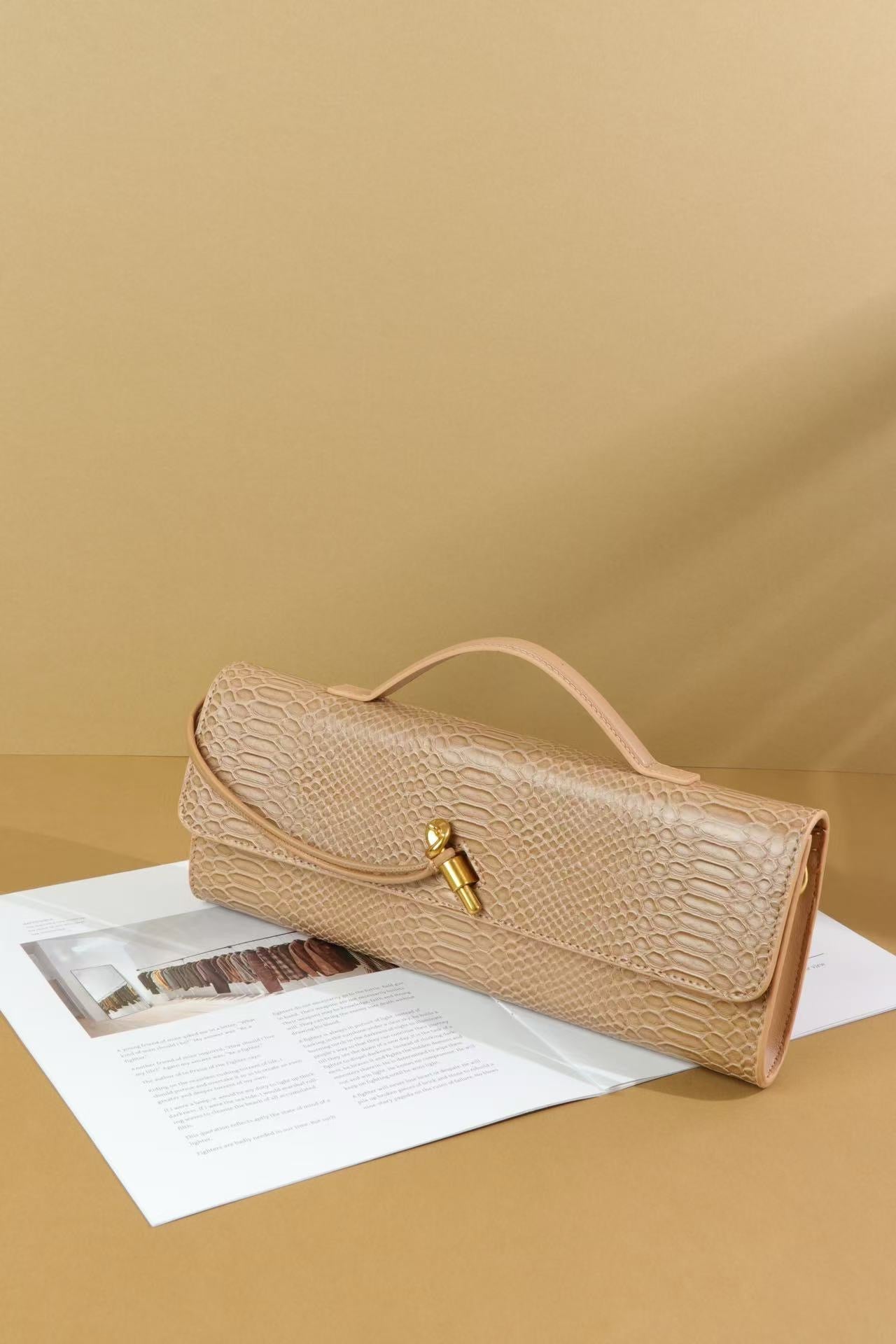 Aurelle Croco Clutch Τσαντάκι